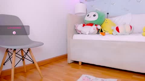 Nicolas online show from February 11, 6:44 pm