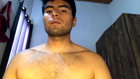 Snapshot of nicktristen_16 chatting on June 10, 2:27 pm nicktristen_16 online show from June 10, 2:27 pm