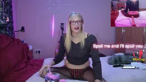 nicktuuk online show from February 1, 12:31 am