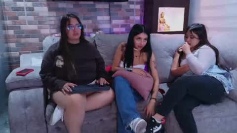 nicky_as online show from July 11, 4:04 am