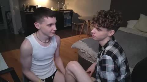 Snapshot of nicky_mart chatting on September 22, 5:48 pm Nicki Danny online show from September 22, 5:48 pm