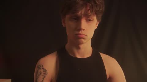 Snapshot of nicky_neal chatting on February 12, 8:29 pm Nicky Neal online show from February 12, 8:29 pm