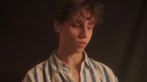 Snapshot of nicky_neal chatting on February 14, 1:34 am Nicky Neal online show from February 14, 1:34 am