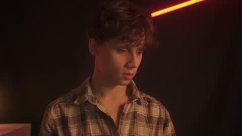 Snapshot of nicky_neal chatting on February 16, 8:44 pm Nicky Neal online show from February 16, 8:44 pm