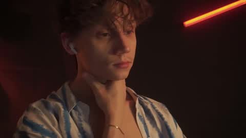 Snapshot of nicky_neal chatting on March 12, 2:52 am Nicky Neal online show from March 12, 2:52 am