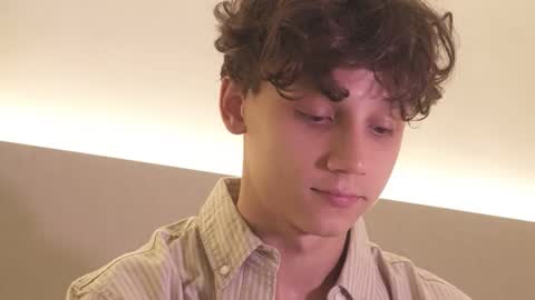 Snapshot of nicky_neal chatting on October 20, 12:22 am Nicky Neal online show from October 20, 12:22 am