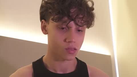 Snapshot of nicky_neal chatting on October 21, 12:22 am Nicky Neal online show from October 21, 12:22 am