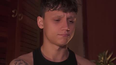 Snapshot of nicky_neal chatting on November 26, 11:28 pm Nicky Neal online show from November 26, 11:28 pm