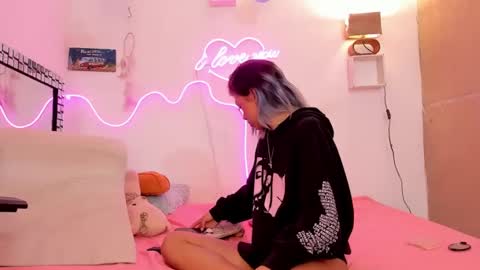 nicky_teem online show from December 20, 9:54 am