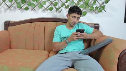 nicky online show from December 21, 8:00 pm