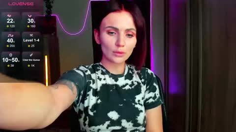 Nicky Weekends online show from September 13, 3:17 am