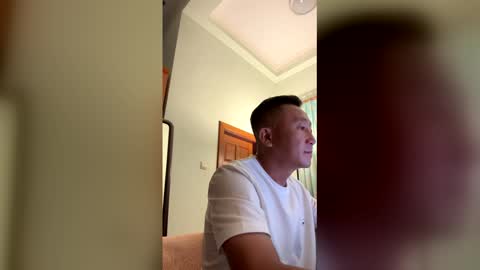 nickyang75 online show from May 14, 8:15 pm