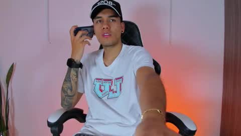 Nicky  online show from October 10, 12:04 pm