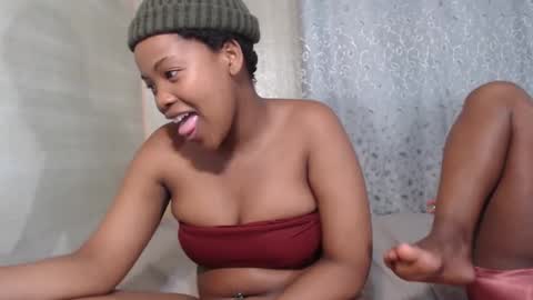 Snapshot of nickybliss chatting on September 30, 9:20 pm nickybliss online show from September 30, 9:20 pm