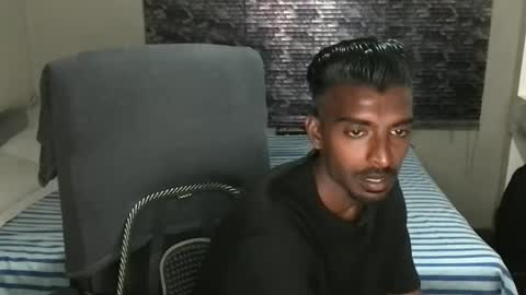 Snapshot of nickyle63 chatting on November 20, 5:56 pm james online show from November 20, 5:56 pm