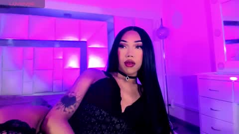 Snapshot of nickynoa chatting on December 3, 3:58 am Nicky online show from December 3, 3:58 am