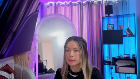 Nicky online show from June 30, 3:13 pm
