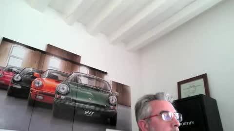 Nico online show from April 16, 7:31 am