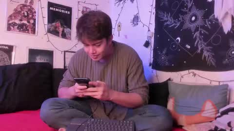 Snapshot of nico_bulge chatting on November 8, 2:23 am Nicols online show from November 8, 2:23 am