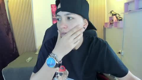 Snapshot of nicocoox chatting on May 24, 8:47 pm NICO online show from May 24, 8:47 pm