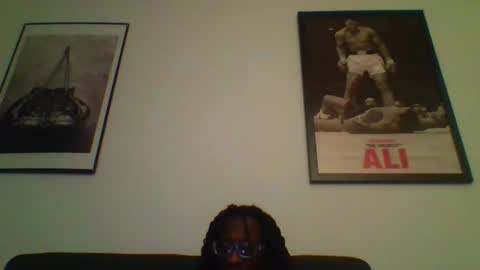 dickson85 online show from April 6, 6:25 am