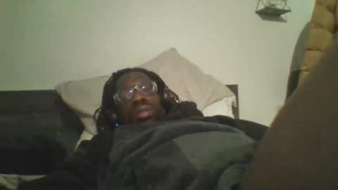 dickson85 online show from April 11, 9:46 am