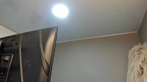nicohillx online show from June 27, 10:37 pm