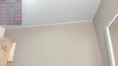 nicohillx online show from August 1, 7:57 pm