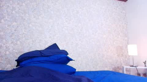 Snapshot of nicol_ferrer chatting on November 29, 3:31 am Nicol online show from November 29, 3:31 am