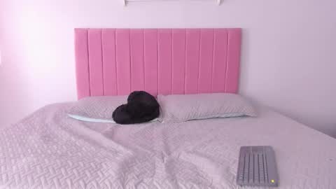 Nicol online show from March 14, 8:14 pm