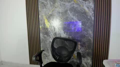 Snapshot of nicol_jone chatting on September 22, 10:23 pm Nicol sanchez online show from September 22, 10:23 pm