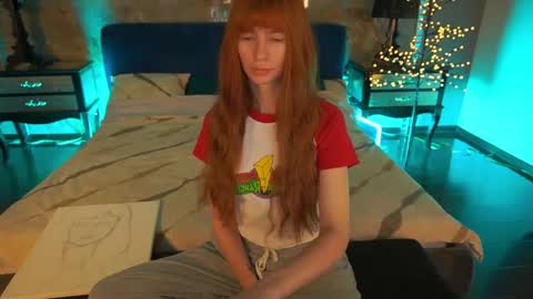 Snapshot of nicol_moonn chatting on May 23, 6:07 am Nicol Moonn online show from May 23, 6:07 am