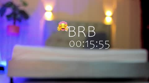 Snapshot of nicol_snow chatting on January 4, 12:59 pm Your baby Nicol online show from January 4, 12:59 pm