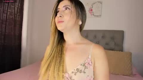 Nicol online show from June 10, 9:46 pm