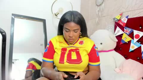 Snapshot of nicol_zurich chatting on July 3, 8:37 pm NIKOL online show from July 3, 8:37 pm