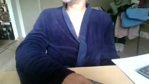 nicolafrance online show from June 15, 8:38 am