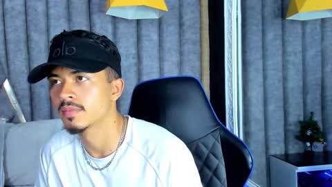 Nicolai online show from January 6, 7:06 pm