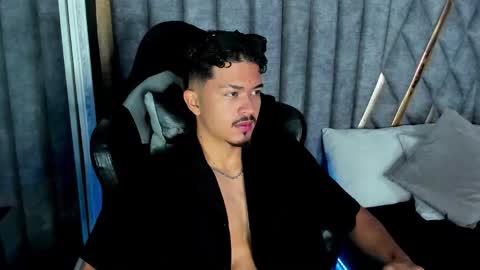 Nicolai online show from February 3, 11:59 am