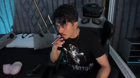 Snapshot of nicolaikarav chatting on June 12, 12:26 pm Nicolai online show from June 12, 12:26 pm