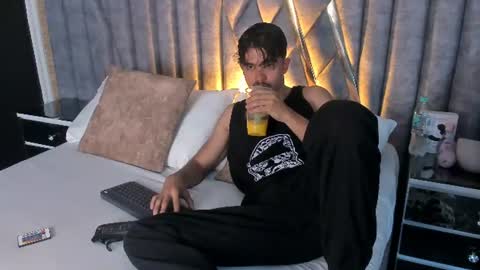 Snapshot of nicolaikarav chatting on July 8, 12:20 pm Nicolai online show from July 8, 12:20 pm