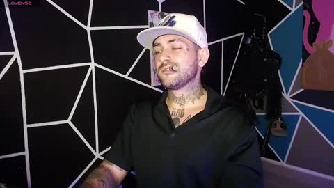 nicolas online show from October 25, 3:47 am