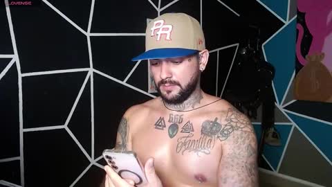 nicolas online show from December 1, 1:54 am