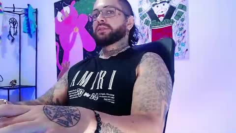 nicolas online show from June 12, 8:19 pm