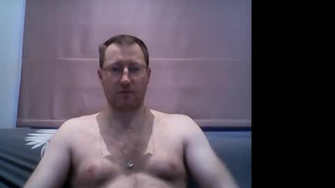 Snapshot of nicolaslapin87 chatting on January 16, 8:33 am nicolaslapin87 online show from January 16, 8:33 am