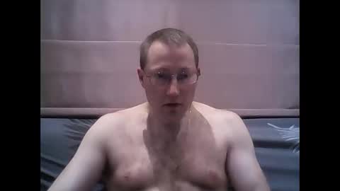 Snapshot of nicolaslapin87 chatting on March 31, 7:03 pm nicolaslapin87 online show from March 31, 7:03 pm
