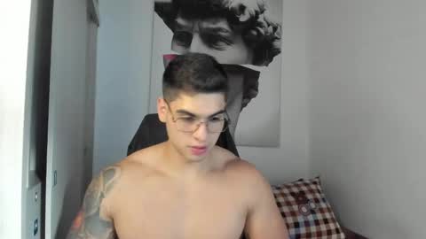 Andres online show from December 12, 9:48 pm