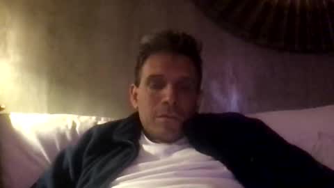 nicolaspercha online show from May 2, 4:06 am