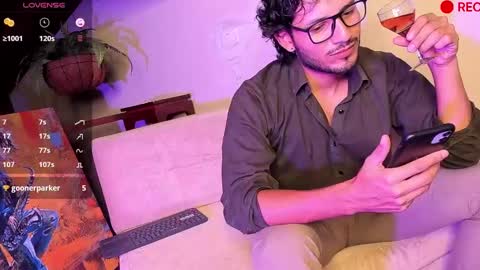 Snapshot of nicolasrodrii chatting on December 23, 1:51 am nicolasrodrii online show from December 23, 1:51 am