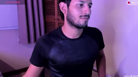 Snapshot of nicolasrodrii chatting on October 26, 11:09 pm nicolasrodrii online show from October 26, 11:09 pm