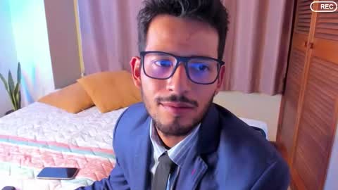 nicolasrodrii online show from January 16, 12:03 am